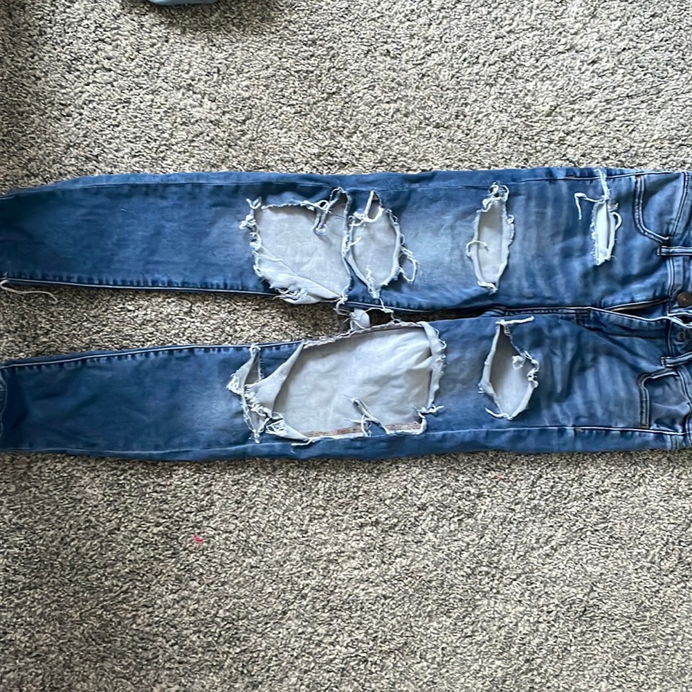 American eagle ripped jeans high rise size 10
